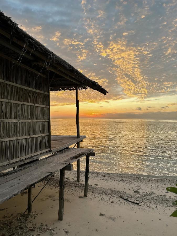 West Mansuar Homestay Pulau Mansuar Екстериор снимка